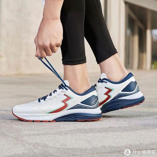 最新跑鞋爆料视频播放网站,跑鞋爆料视频网站带你领略科技与时尚的完美融合 第2张 最新跑鞋爆料视频播放网站,跑鞋爆料视频网站带你领略科技与时尚的完美融合 第2张